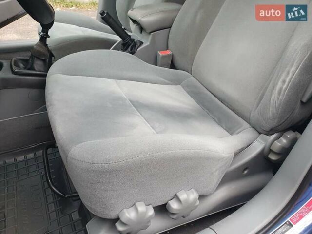 Синий Шевроле Лачетти, объемом двигателя 1.6 л и пробегом 250 тыс. км за 2700 $, фото 22 на Automoto.ua