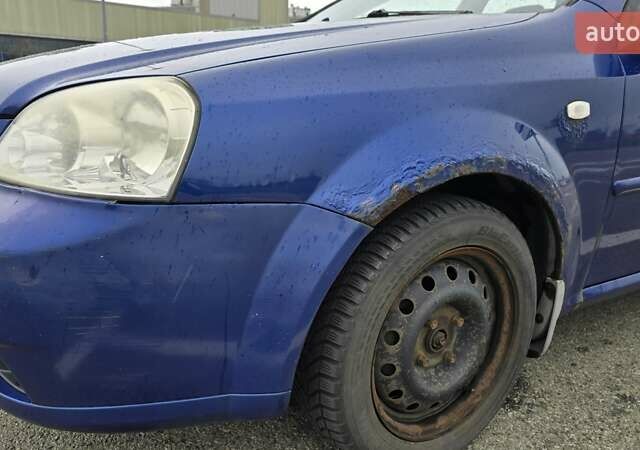 Синій Шевроле Лачетті, об'ємом двигуна 1.8 л та пробігом 229 тис. км за 3100 $, фото 4 на Automoto.ua