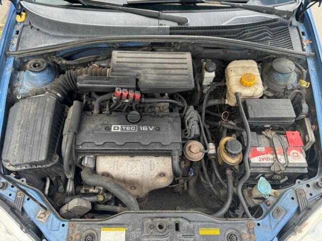 Синий Шевроле Лачетти, объемом двигателя 1.8 л и пробегом 280 тыс. км за 3099 $, фото 12 на Automoto.ua