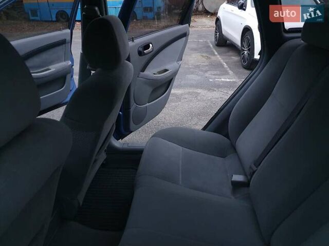 Синий Шевроле Лачетти, объемом двигателя 1.6 л и пробегом 250 тыс. км за 2700 $, фото 10 на Automoto.ua