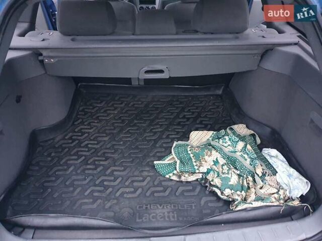 Синий Шевроле Лачетти, объемом двигателя 1.6 л и пробегом 250 тыс. км за 2700 $, фото 11 на Automoto.ua