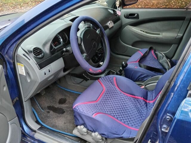 Шевроле Лачетти 2005 в Сумах на Automoto.ua Синий Шевроле Лачетти, объемом двигателя 1.8 л и пробегом 250 тыс. км за 3300 $, фото 5 на Automoto.ua