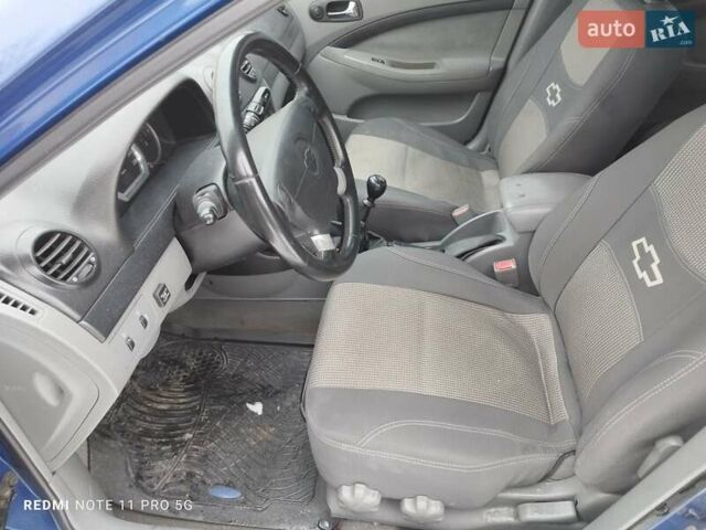 Синий Шевроле Лачетти, объемом двигателя 1.8 л и пробегом 180 тыс. км за 4100 $, фото 13 на Automoto.ua