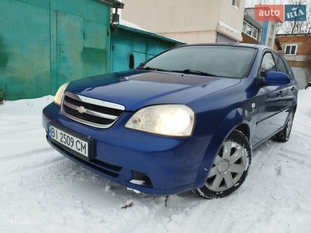 Синий Шевроле Лачетти, объемом двигателя 1.8 л и пробегом 180 тыс. км за 4100 $, фото 1 на Automoto.ua