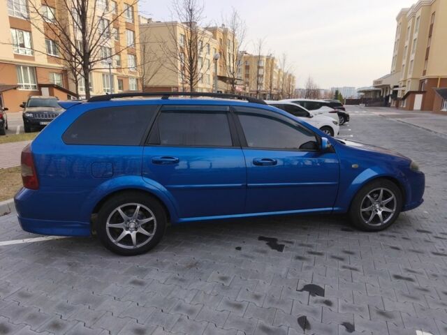 Синій Шевроле Лачетті, об'ємом двигуна 1.8 л та пробігом 320 тис. км за 5000 $, фото 1 на Automoto.ua