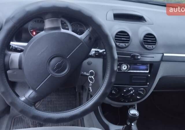 Синий Шевроле Лачетти, объемом двигателя 1.6 л и пробегом 239 тыс. км за 3700 $, фото 5 на Automoto.ua