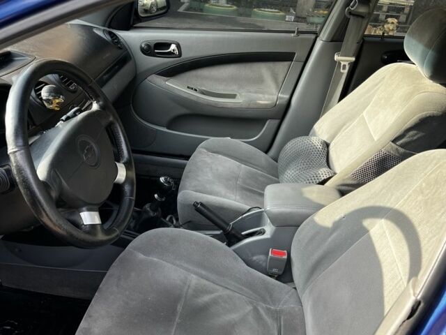 Синий Шевроле Лачетти, объемом двигателя 1.8 л и пробегом 200 тыс. км за 3990 $, фото 4 на Automoto.ua