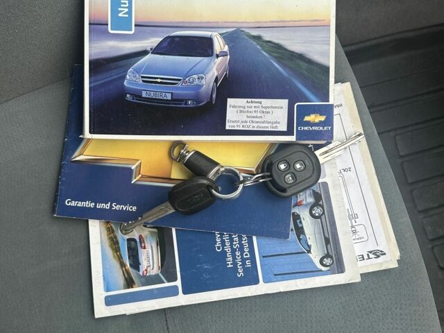 Синий Шевроле Лачетти, объемом двигателя 1.6 л и пробегом 200 тыс. км за 3999 $, фото 5 на Automoto.ua