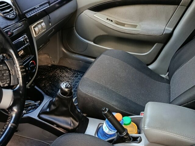 Синий Шевроле Лачетти, объемом двигателя 0 л и пробегом 174 тыс. км за 5089 $, фото 7 на Automoto.ua