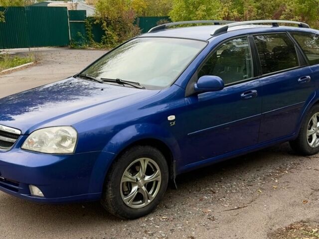 Синий Шевроле Лачетти, объемом двигателя 1.6 л и пробегом 200 тыс. км за 3999 $, фото 4 на Automoto.ua