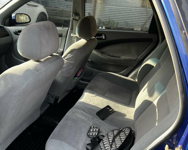 Синий Шевроле Лачетти, объемом двигателя 1.8 л и пробегом 200 тыс. км за 3900 $, фото 7 на Automoto.ua