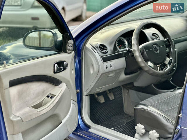 Синій Шевроле Лачетті, об'ємом двигуна 1.8 л та пробігом 186 тис. км за 4400 $, фото 11 на Automoto.ua
