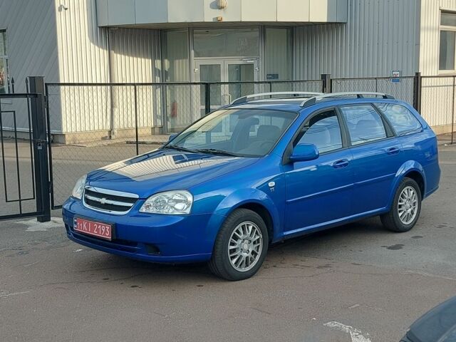 Синий Шевроле Лачетти, объемом двигателя 1.6 л и пробегом 121 тыс. км за 6000 $, фото 4 на Automoto.ua