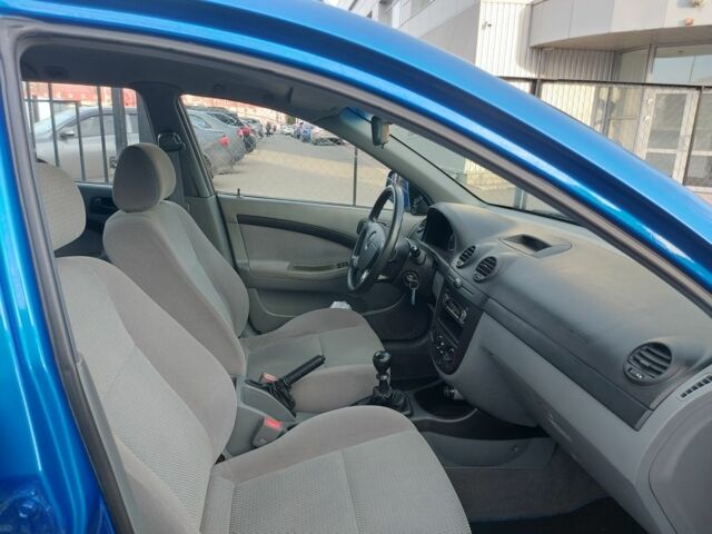 Синий Шевроле Лачетти, объемом двигателя 1.6 л и пробегом 121 тыс. км за 6000 $, фото 8 на Automoto.ua