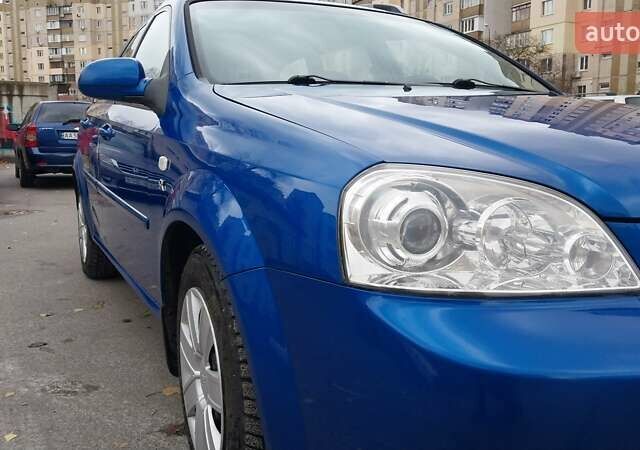Синій Шевроле Лачетті, об'ємом двигуна 1.8 л та пробігом 221 тис. км за 5400 $, фото 3 на Automoto.ua