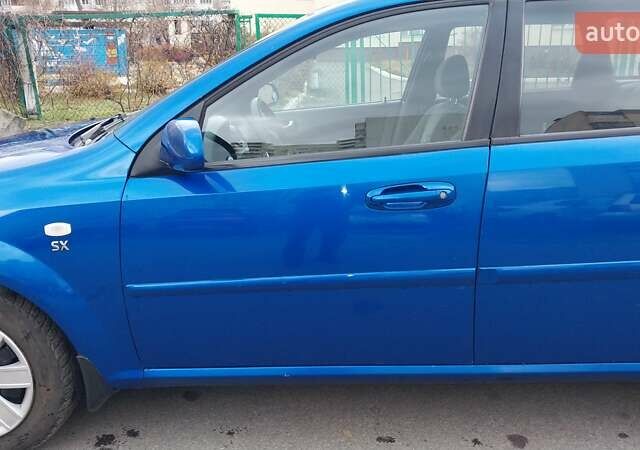 Синій Шевроле Лачетті, об'ємом двигуна 1.8 л та пробігом 221 тис. км за 5400 $, фото 6 на Automoto.ua