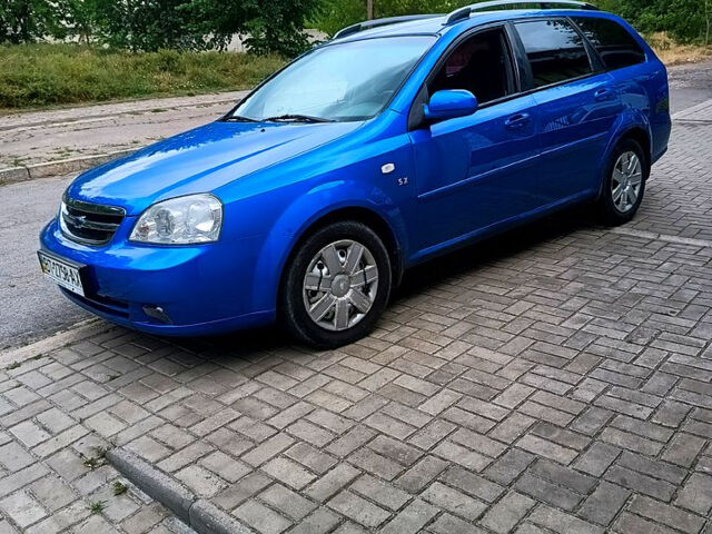 Синий Шевроле Лачетти, объемом двигателя 1.8 л и пробегом 200 тыс. км за 6500 $, фото 3 на Automoto.ua