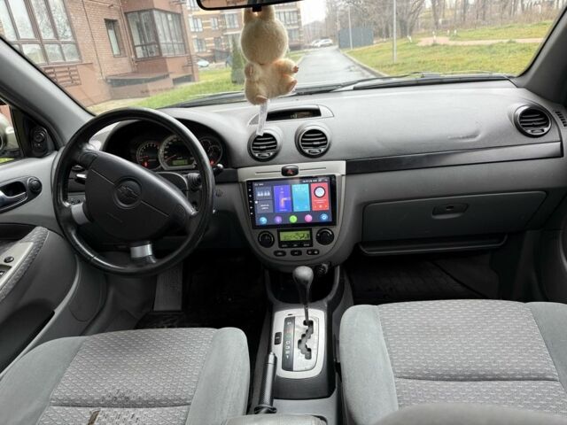 Зеленый Шевроле Лачетти, объемом двигателя 1.8 л и пробегом 275 тыс. км за 3800 $, фото 8 на Automoto.ua