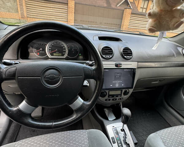 Зеленый Шевроле Лачетти, объемом двигателя 1.8 л и пробегом 280 тыс. км за 3600 $, фото 9 на Automoto.ua