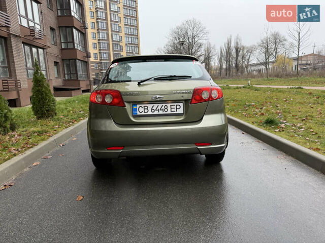 Зеленый Шевроле Лачетти, объемом двигателя 1.8 л и пробегом 280 тыс. км за 3800 $, фото 3 на Automoto.ua