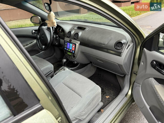 Зеленый Шевроле Лачетти, объемом двигателя 1.8 л и пробегом 280 тыс. км за 3800 $, фото 9 на Automoto.ua