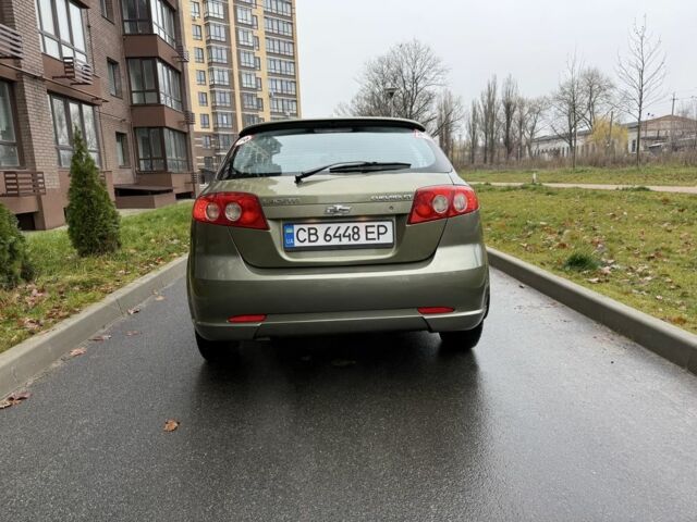 Зеленый Шевроле Лачетти, объемом двигателя 1.8 л и пробегом 275 тыс. км за 3800 $, фото 3 на Automoto.ua