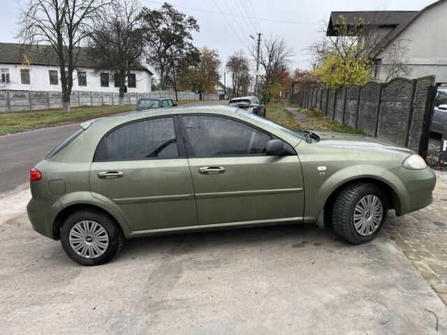 Зеленый Шевроле Лачетти, объемом двигателя 1.6 л и пробегом 190 тыс. км за 3350 $, фото 8 на Automoto.ua