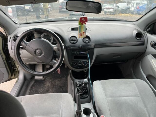 Зеленый Шевроле Лачетти, объемом двигателя 1.6 л и пробегом 190 тыс. км за 3350 $, фото 1 на Automoto.ua