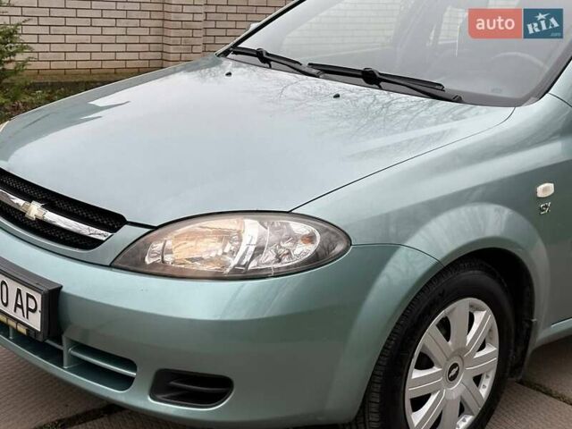 Зелений Шевроле Лачетті, об'ємом двигуна 1.8 л та пробігом 214 тис. км за 4100 $, фото 3 на Automoto.ua