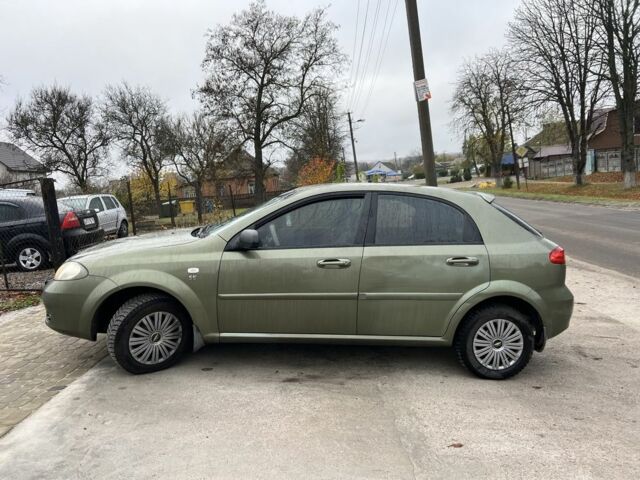 Зеленый Шевроле Лачетти, объемом двигателя 1.6 л и пробегом 190 тыс. км за 3350 $, фото 14 на Automoto.ua