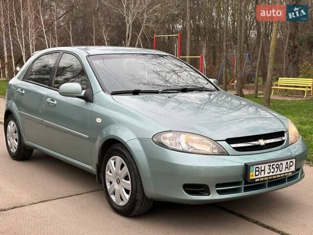 Зелений Шевроле Лачетті, об'ємом двигуна 1.8 л та пробігом 214 тис. км за 4100 $, фото 1 на Automoto.ua