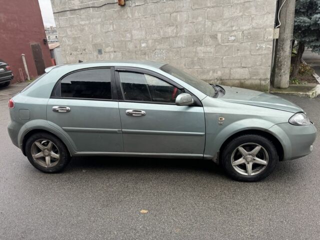 Зелений Шевроле Лачетті, об'ємом двигуна 1.6 л та пробігом 250 тис. км за 1700 $, фото 3 на Automoto.ua