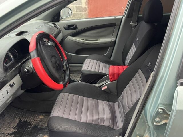 Зелений Шевроле Лачетті, об'ємом двигуна 1.6 л та пробігом 250 тис. км за 1700 $, фото 10 на Automoto.ua