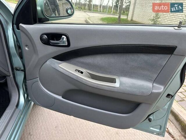 Зелений Шевроле Лачетті, об'ємом двигуна 1.8 л та пробігом 214 тис. км за 4100 $, фото 25 на Automoto.ua