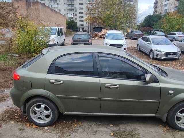 Зелений Шевроле Лачетті, об'ємом двигуна 1.8 л та пробігом 246 тис. км за 2000 $, фото 3 на Automoto.ua