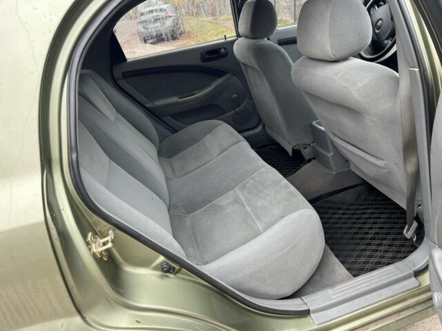 Зеленый Шевроле Лачетти, объемом двигателя 1.6 л и пробегом 190 тыс. км за 3350 $, фото 4 на Automoto.ua