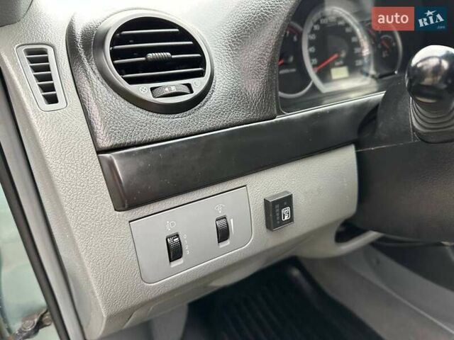 Зелений Шевроле Лачетті, об'ємом двигуна 1.8 л та пробігом 214 тис. км за 4100 $, фото 23 на Automoto.ua