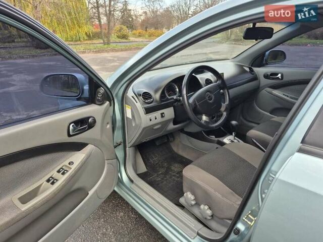 Зеленый Шевроле Лачетти, объемом двигателя 1.8 л и пробегом 203 тыс. км за 4200 $, фото 3 на Automoto.ua