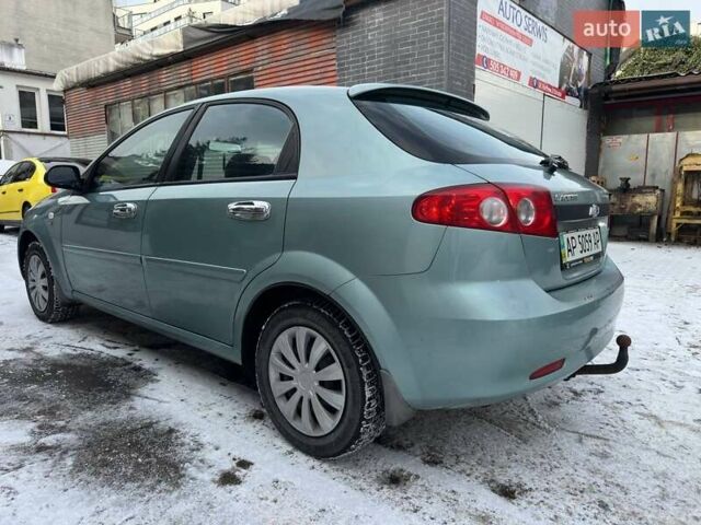 Зеленый Шевроле Лачетти, объемом двигателя 1.6 л и пробегом 180 тыс. км за 4200 $, фото 4 на Automoto.ua