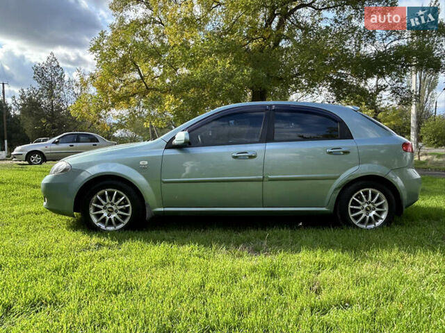 Зелений Шевроле Лачетті, об'ємом двигуна 1.8 л та пробігом 225 тис. км за 3950 $, фото 5 на Automoto.ua