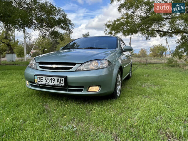 Зелений Шевроле Лачетті, об'ємом двигуна 1.8 л та пробігом 225 тис. км за 3950 $, фото 2 на Automoto.ua