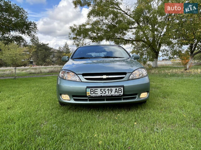 Зелений Шевроле Лачетті, об'ємом двигуна 1.8 л та пробігом 225 тис. км за 3950 $, фото 1 на Automoto.ua