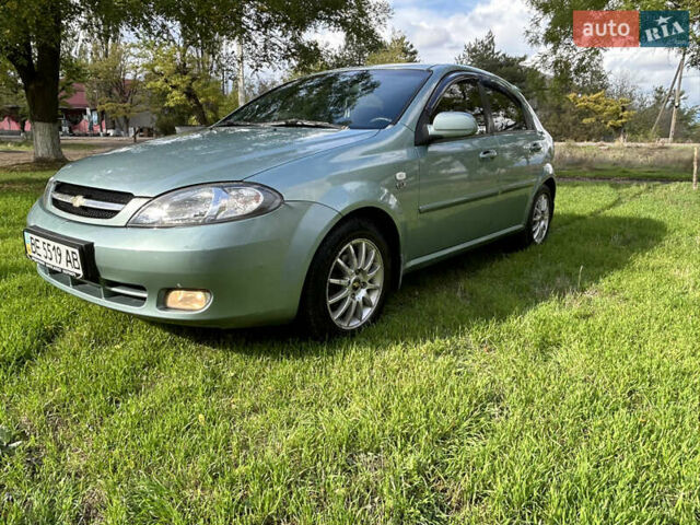 Зелений Шевроле Лачетті, об'ємом двигуна 1.8 л та пробігом 225 тис. км за 3950 $, фото 4 на Automoto.ua