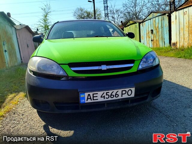 Зеленый Шевроле Лачетти, объемом двигателя 1.6 л и пробегом 5000 тыс. км за 2600 $, фото 4 на Automoto.ua