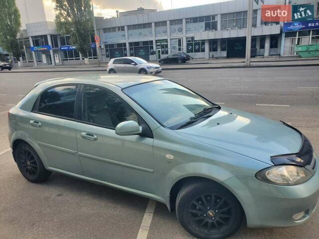 Зеленый Шевроле Лачетти, объемом двигателя 1.6 л и пробегом 190 тыс. км за 4100 $, фото 8 на Automoto.ua