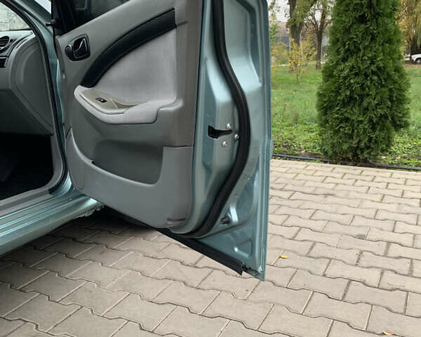 Зеленый Шевроле Лачетти, объемом двигателя 1.4 л и пробегом 270 тыс. км за 4300 $, фото 16 на Automoto.ua