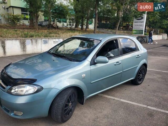 Зеленый Шевроле Лачетти, объемом двигателя 1.6 л и пробегом 190 тыс. км за 4100 $, фото 6 на Automoto.ua