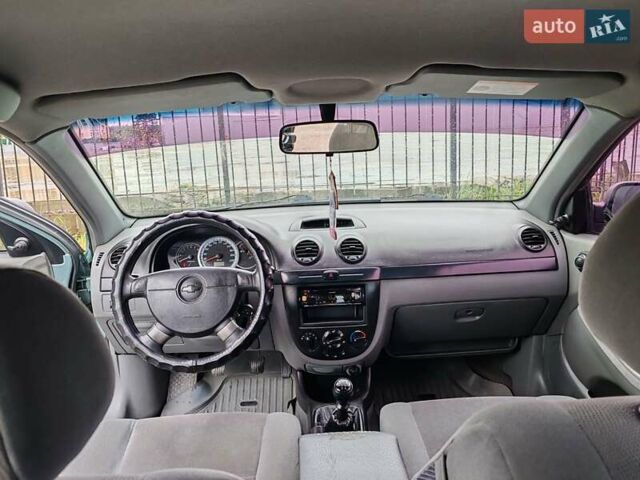 Зеленый Шевроле Лачетти, объемом двигателя 1.6 л и пробегом 277 тыс. км за 3750 $, фото 12 на Automoto.ua