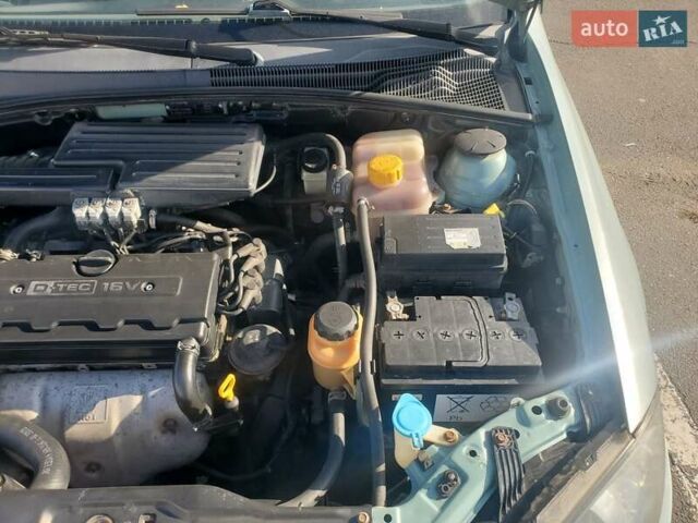 Зеленый Шевроле Лачетти, объемом двигателя 1.6 л и пробегом 190 тыс. км за 4100 $, фото 10 на Automoto.ua