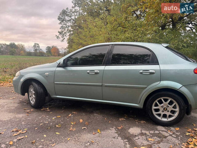 Зеленый Шевроле Лачетти, объемом двигателя 1.8 л и пробегом 228 тыс. км за 3400 $, фото 6 на Automoto.ua